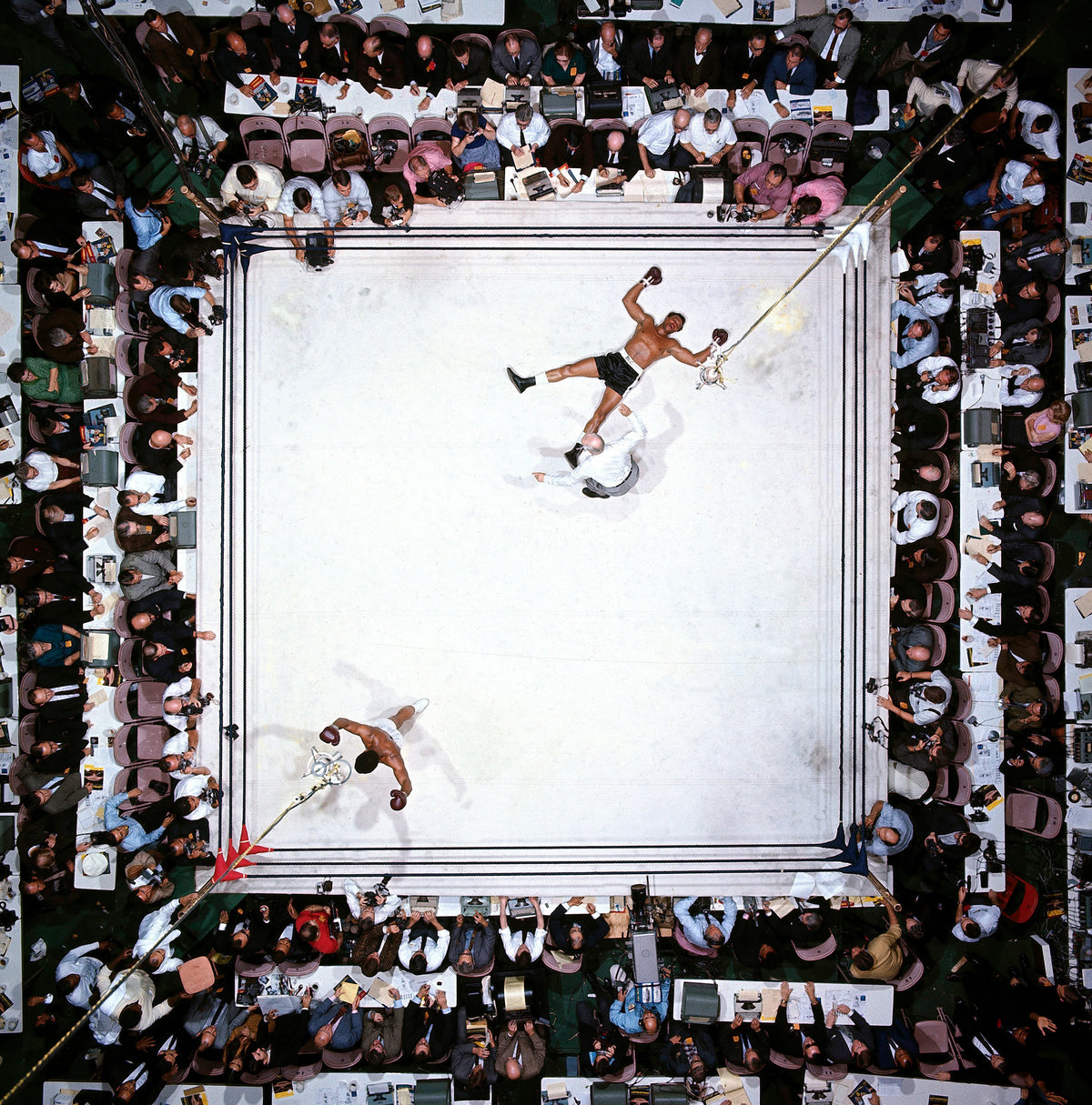 Muhammad Ali vs Cleveland Williams (Aerial)