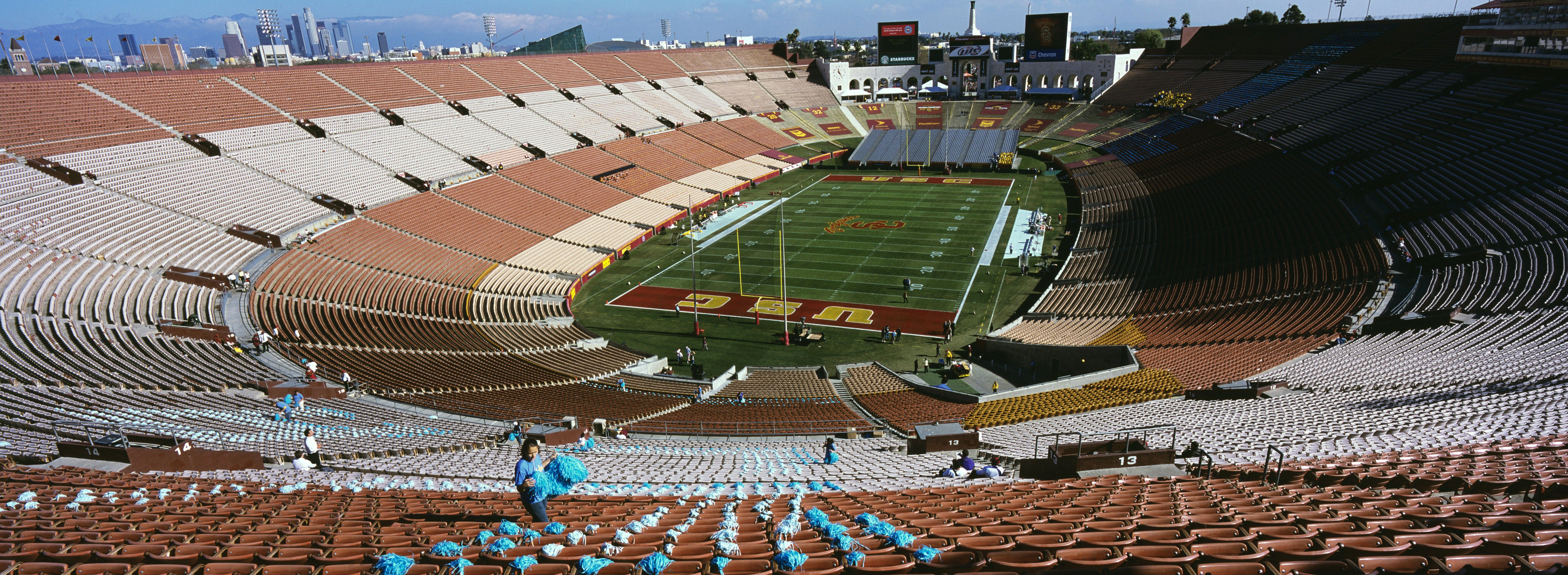 File:USC Baseball vs. UCLA at Dodger Stadium (16734361286).jpg