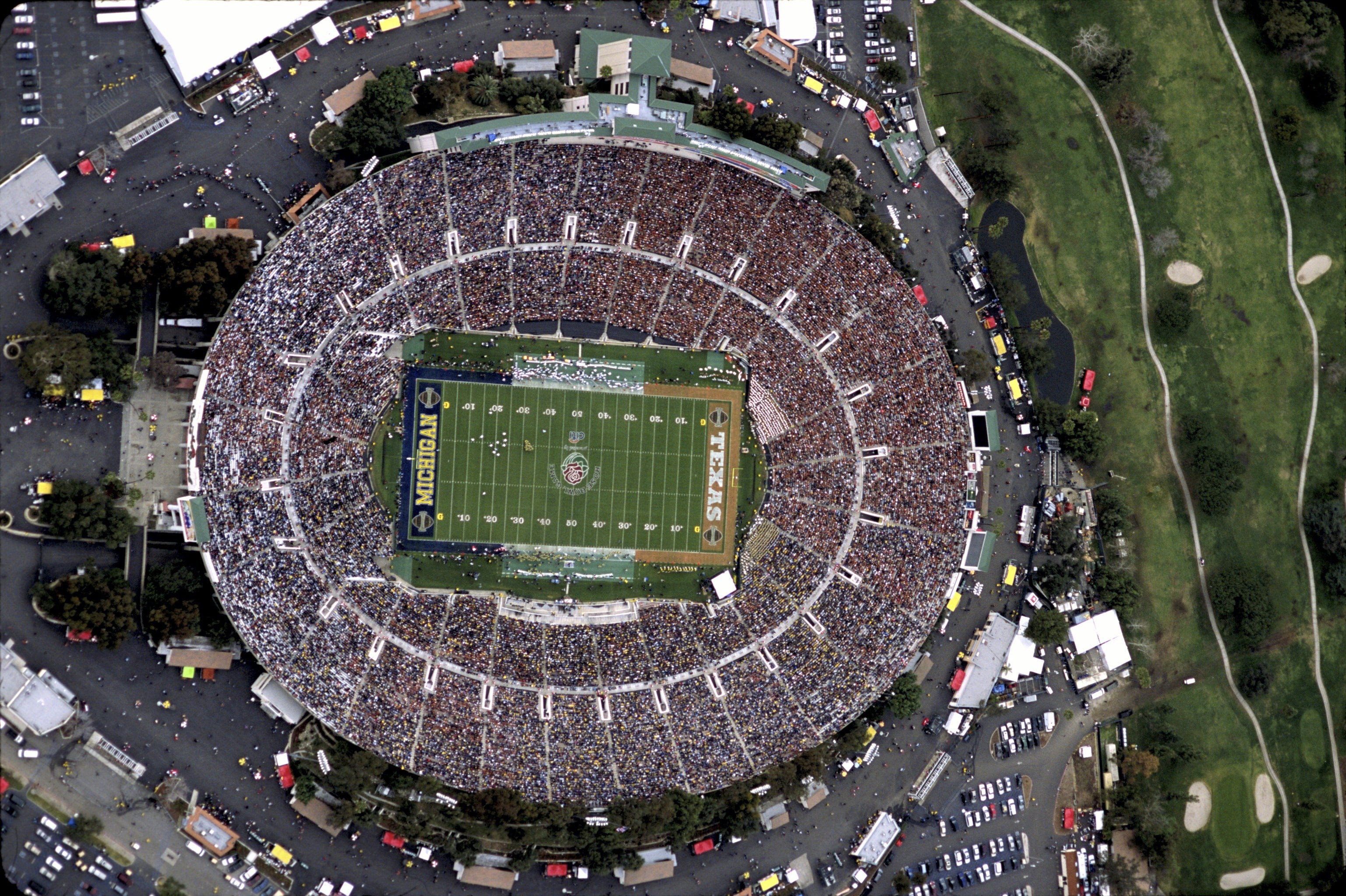 Aerial Of The Rose Bowl Texas Vs Michigan Neil Leifer Photography aerial-of-the-rose-bowl-texas-vs-michigan-neil-leifer-photography