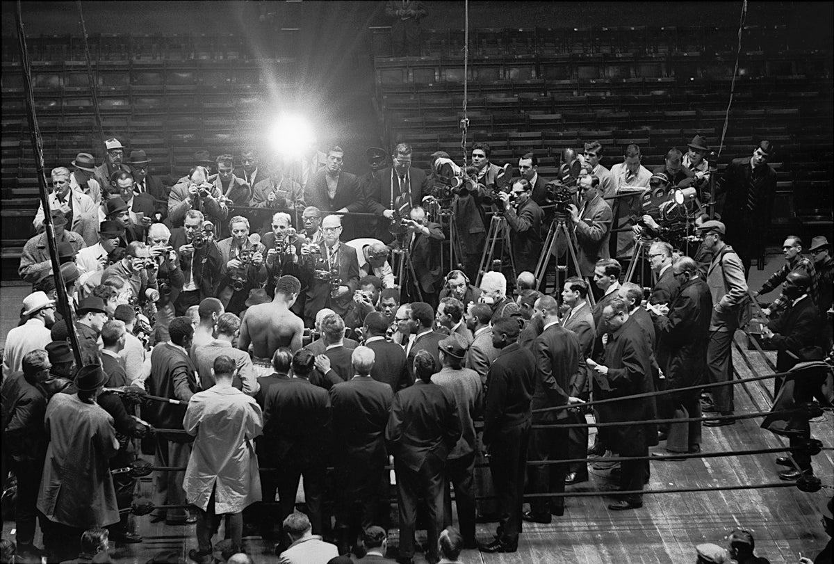 Muhammad Ali vs Zora Folley, Weighing In