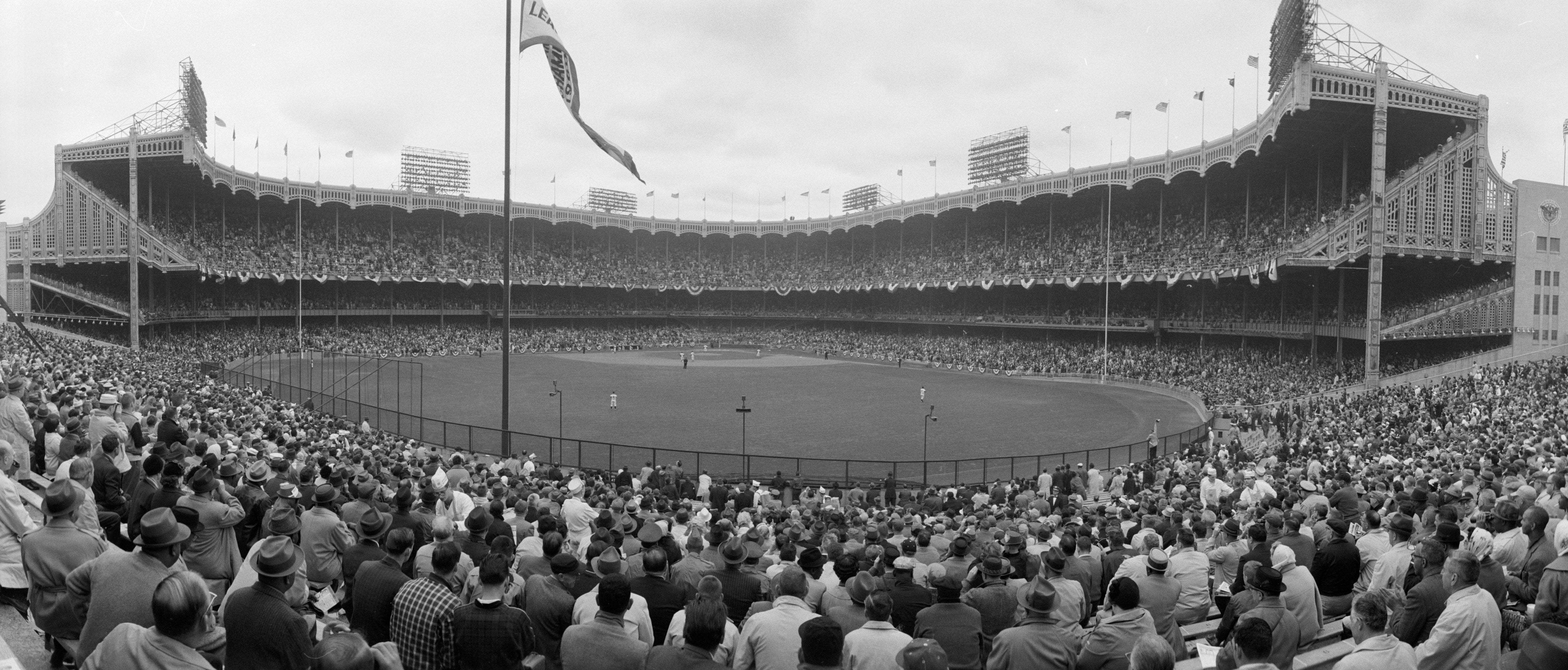 Yankee Stadium: Home Plate (panoramic), The original Yankee…
