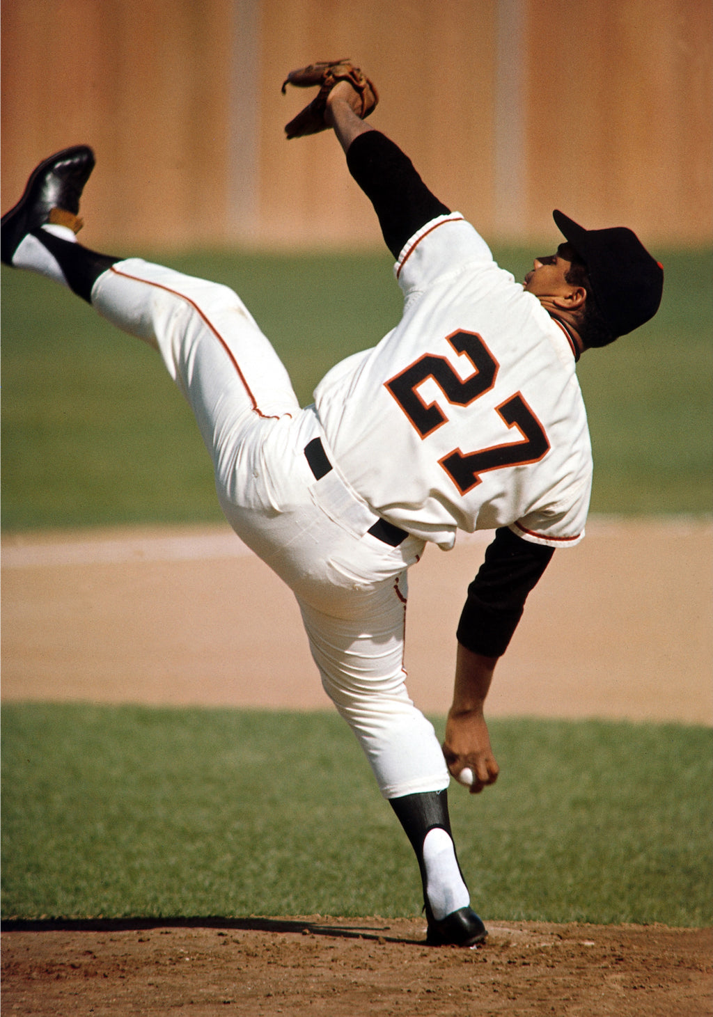 Juan Marichal Pitching to Willie Davis | Neil Leifer Photography 16 x 20 / Edition of 150