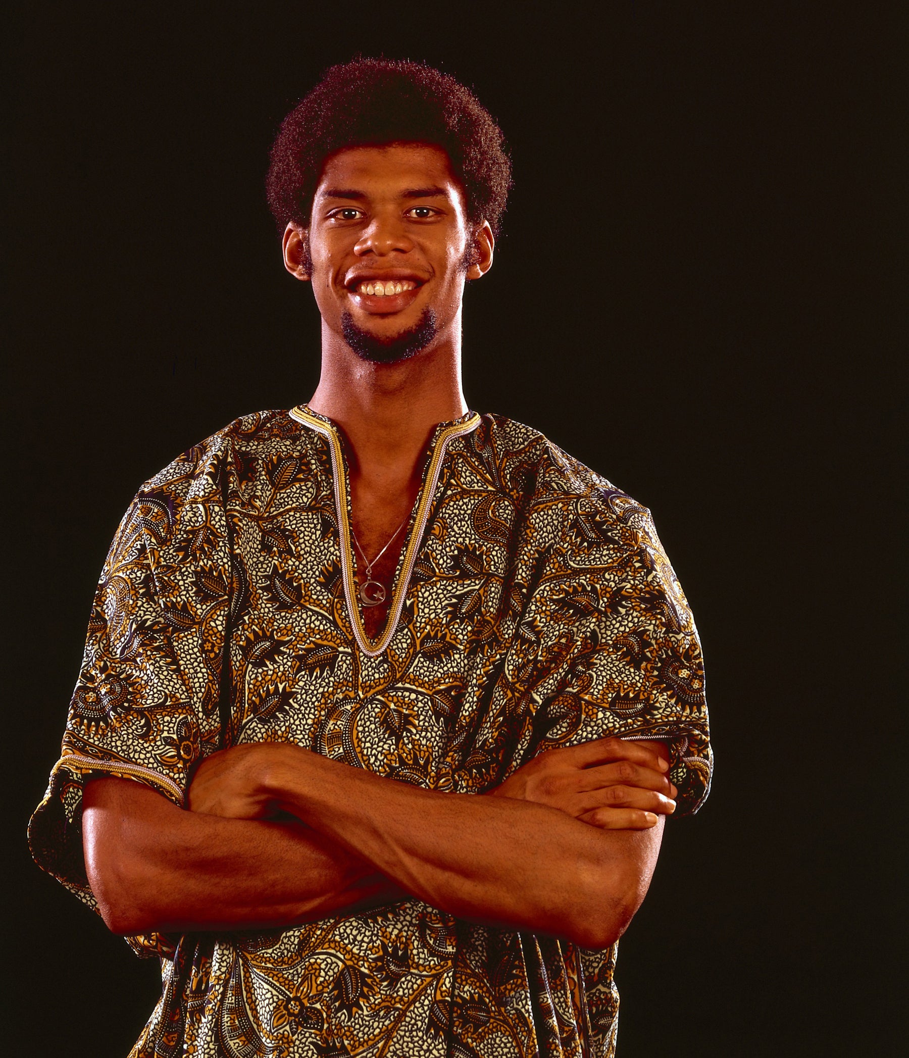 Neil Leifer on X: Multiple exposure portrait of Milwaukee Bucks' Lew  Alcindor, later known as Kareem Abdul-Jabbar, during a photo shoot.  Alcindor is shown wearing his UCLA college jersey and his Power