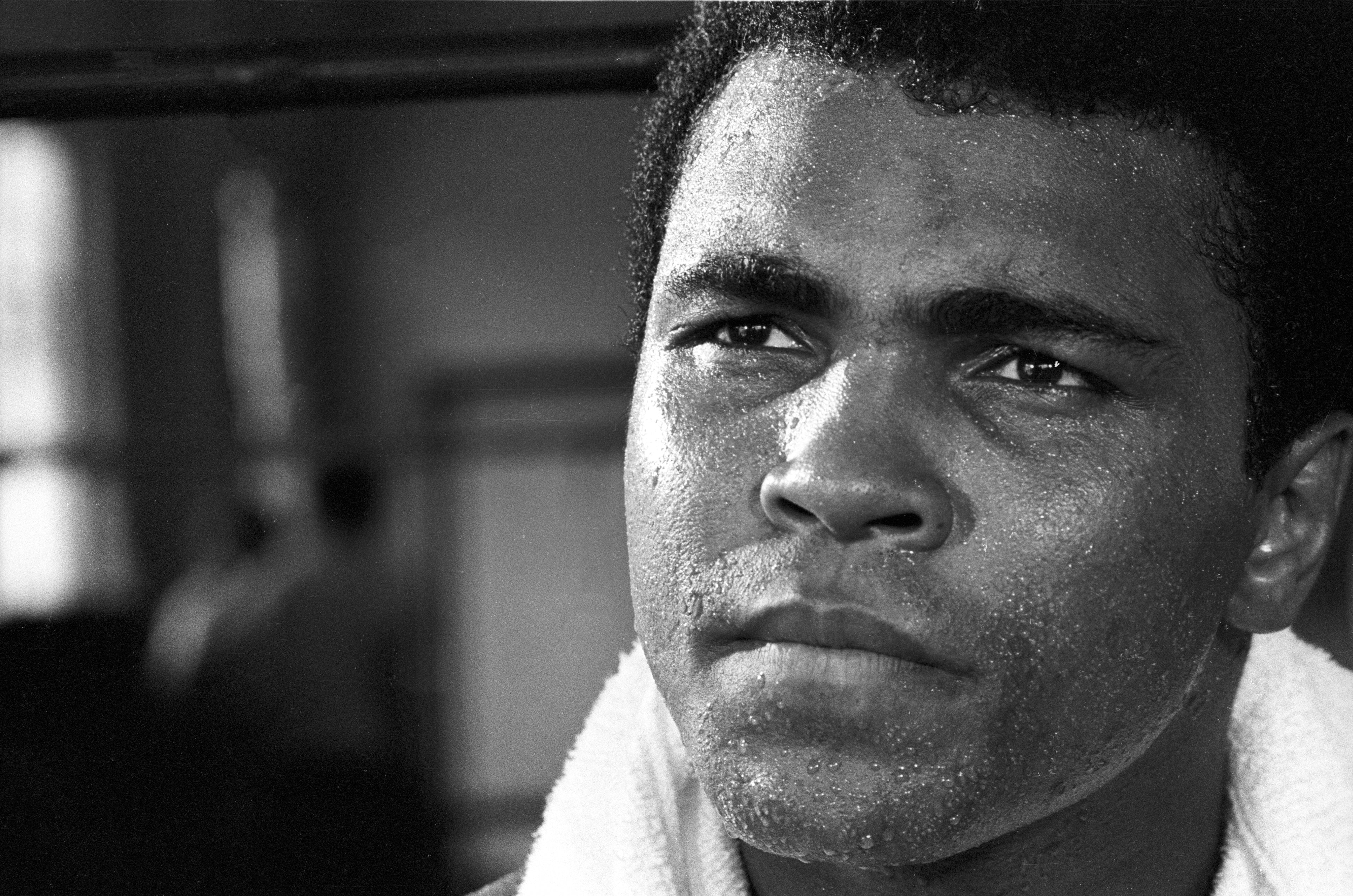 Muhammad Ali Training, Closeup of Ali's Face with Towel | Neil Leifer ...